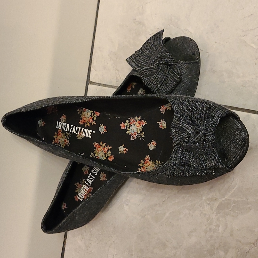 Lower East End Gray/Black Denim Heels
